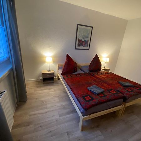Elbperle Wunderschoene Ferien Und Handwerker Wohnung Magdebourg Extérieur photo
